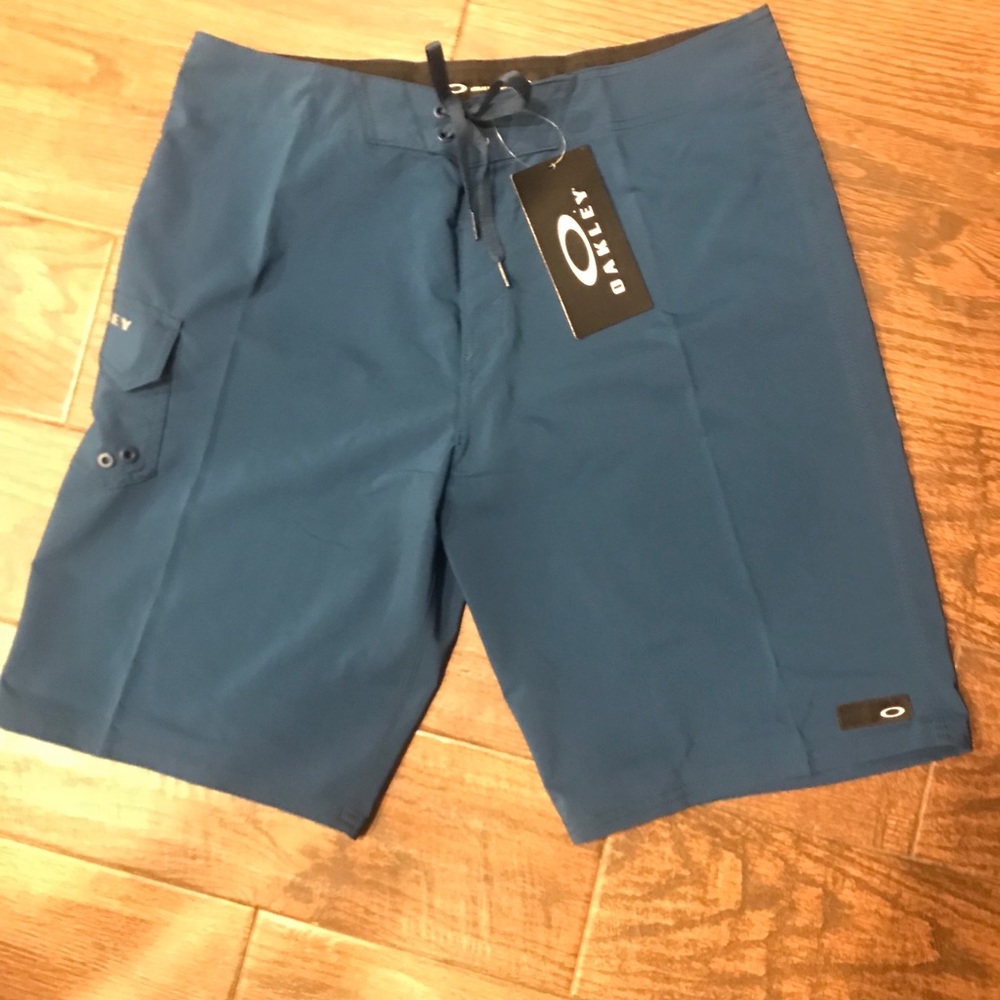 Men’s board shorts - Picture 1 of 5